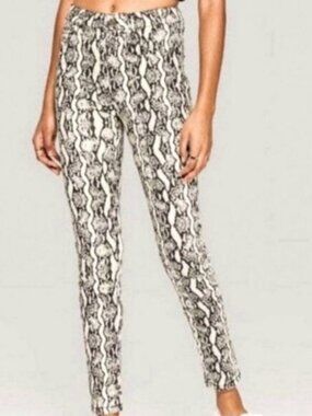 Wild Fable Size 6 NWOT High Rise Skinny Funky Snake Skin Jeans